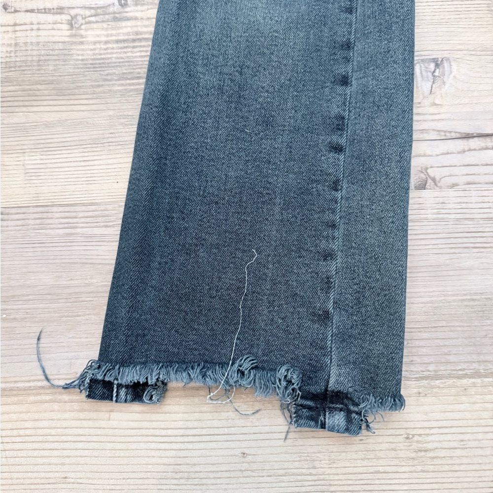 Judy Blue high waisted flared jeans 7/28 - Picture 2 of 8